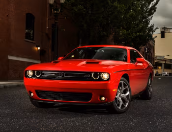 2015–23 Dodge Challenger SXT (LC) '2014–23