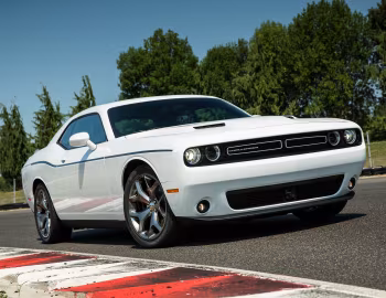 2015–23 Dodge Challenger SXT (LC) '2014–23