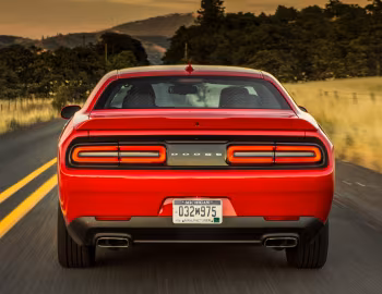 2015–23 Dodge Challenger SXT (LC) '2014–23