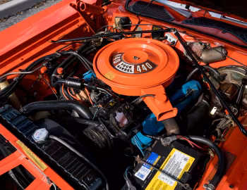 Bajo el capó 1972 Dodge Charger SE 440 Magnum (WH 23)
