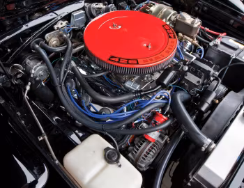 Под капотом 1969 Dodge Charger Daytona Hemi (XX 29)