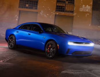 2026 Dodge Charger Daytona Scat Pack Blacktop Package 4-door (LB) '2025–pr.
