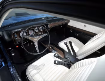 Интерьер 1971 Dodge Charger R/T Hemi with ramcharger hood option (WS 23)