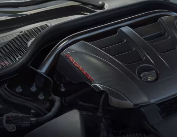 Bajo el capó 2026 Dodge Charger Scat Pack Plus Blacktop Package 2-door (LB) '2025–pr.