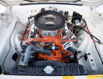 Bajo el capó 1967 Dodge Coronet 440 Super Stock Hemi (WO23)