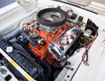 Bajo el capó 1967 Dodge Coronet 440 Super Stock Hemi (WO23)