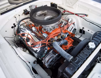 Bajo el capó 1967 Dodge Coronet 440 Super Stock Hemi (WO23)