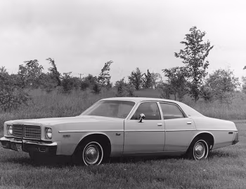 1975 Dodge Coronet Custom Sedan (WH 41)
