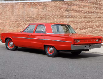 1966 Dodge Coronet Deluxe 426 Hemi 4-door Sedan (BW2L 41)
