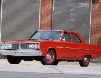 1966 Dodge Coronet Deluxe 426 Hemi 4-door Sedan (BW2L 41)
