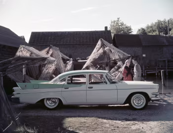 1957 Dodge Custom Royal Sedan (D67-2)