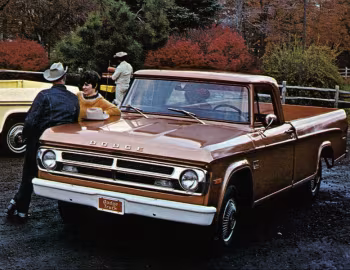 1970 Dodge D100 Sweptline Pickup