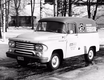 Dodge D100 Town Panel [Sweden] (L6) '1958