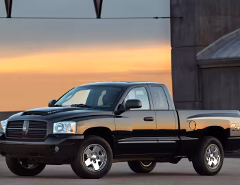 2006 Dodge Dakota R/T Club Cab '2005–06