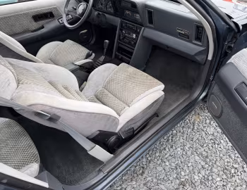 Interior 1984 Dodge Daytona Turbo (GVS-24)