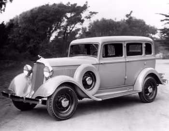 1933 Dodge DP 4-door Sedan