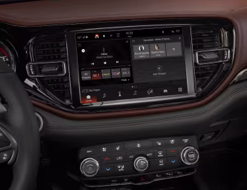 Интерьер 2021–24 Dodge Durango Citadel (WD) '2020–24