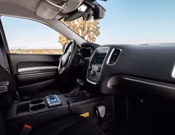 Интерьер 2019–20 Dodge Durango Pursuit (WD) '2018–20