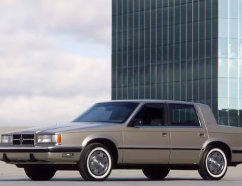 1989 Dodge Dynasty (CDH-41) '1988–89