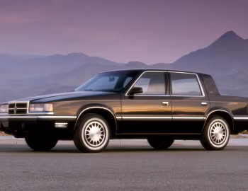 1990 Dodge Dynasty LE (CDP-41)