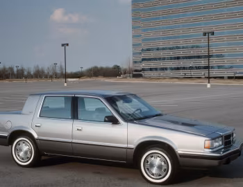 1991 Dodge Dynasty LE (CDP-41) '1990–91