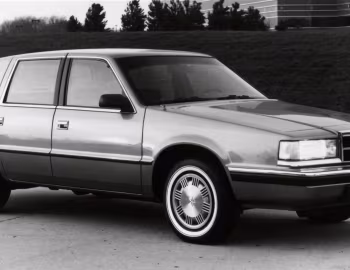 1991 Dodge Dynasty LE (CDP-41) '1990–91