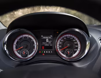Комбинация приборов 2011–20 Dodge Grand Caravan [North America] '2010–20