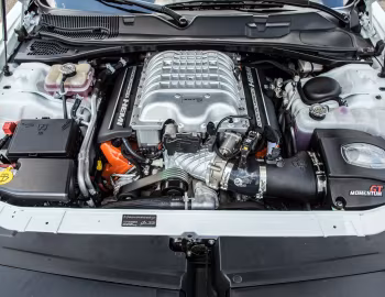 Bajo el capó Hennessey Dodge Challenger SRT Hellcat HPE850 (LC) '2016–18