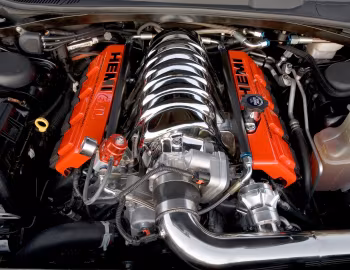 Bajo el capó Hennessey Challenger SRT600 (LC) '2008–10