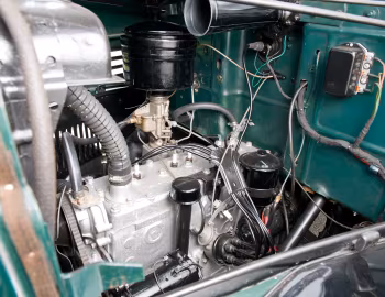 Под капотом 1941 Dodge WC Canopy Express