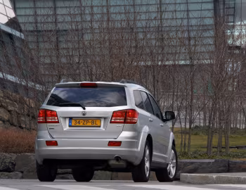 Dodge Journey SXT [EU-spec] (JC) '2008–10