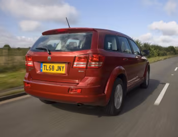 Dodge Journey SXT [UK-spec] (JC) '2008–10