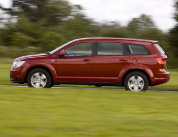 Dodge Journey SXT [UK-spec] (JC) '2008–10