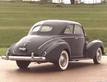 1939 Dodge Luxury Liner Deluxe Town Coupe by Hayes (D11) '08.1938–07.1939