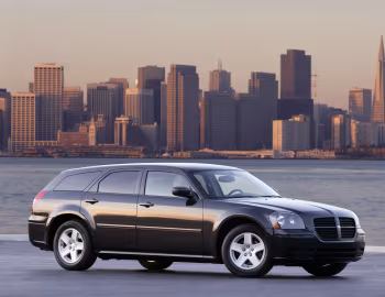 2005–07 Dodge Magnum SXT (LX) '2004–07