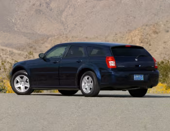 2005–07 Dodge Magnum SXT (LX) '2004–07