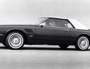 1983 Dodge Mirada CMX "Cabriolet Roof" Pkg. (XS 22)