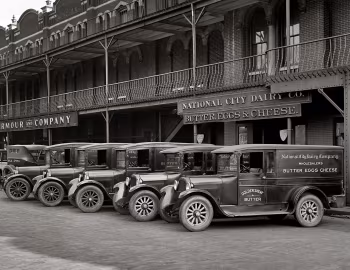 1927 Dodge Model DC Panelside