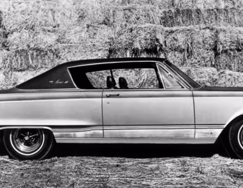 1968 Dodge Monaco 500 2-door Hardtop (DP 23)