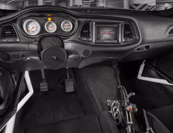 Интерьер 2020–21 Mopar Dodge Challenger Drag Pak (LC) '2020–21