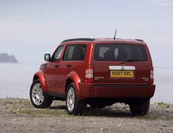 Dodge Nitro SXT [UK-spec] '2007–09