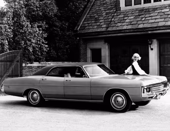 1971 Dodge Polara Brougham 4-door Hardtop (DM 43)