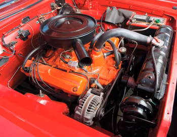 Bajo el capó 1964 Dodge Polara Convertible (VD2H 635)