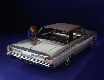 1966 Dodge Polara Hardtop Sedan (BD2L 43)