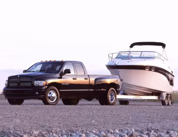 Dodge Ram 3500 4×4 SLT Quad Cab Pickup '2004–05