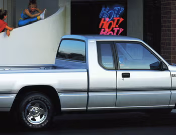 1987–94 Dodge Ram 50 Extended Cab '1986–94