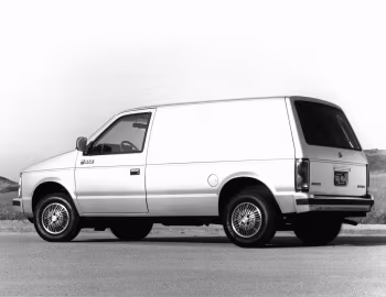Dodge Mini Ram Van '1984–88