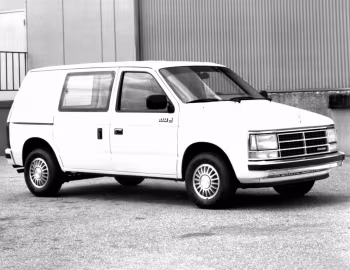 Dodge Mini Ram Van '1984–88