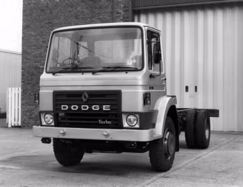 Dodge-Renault G13 4×2