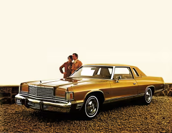 1975 Dodge Royal Monaco Brougham 2-door Hardtop (DP 23)